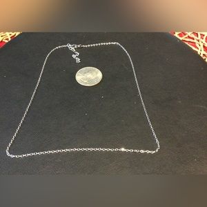 NWOT Silver Tone Fashion Chain (C603)